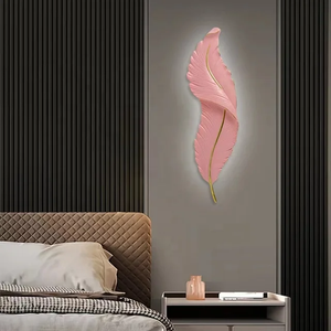 Feather Wall Lamp