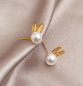 Bunny Stud Earring and Necklace set