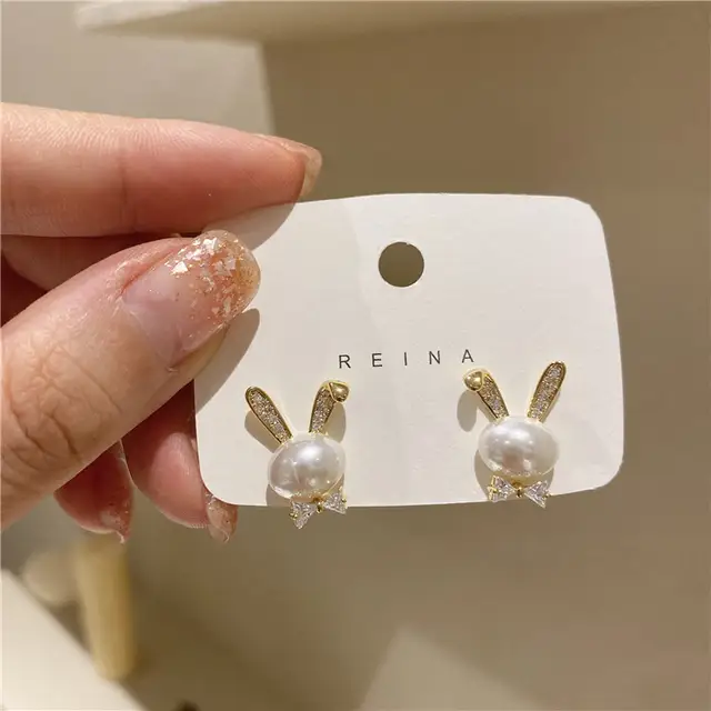 Bunny Earring