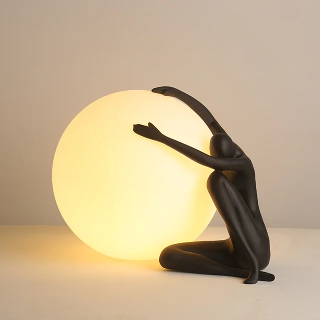 Sculpture Bedside Table Lamp