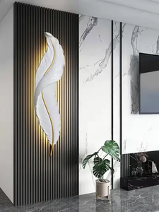 Feather Wall Lamp