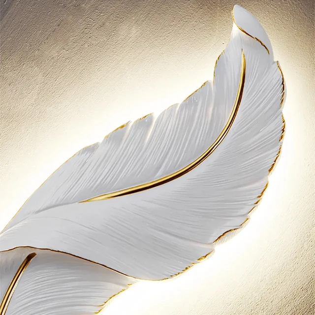 Feather Wall Lamp